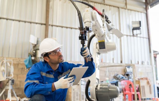 Intervention technique sur une machine automatisée en production